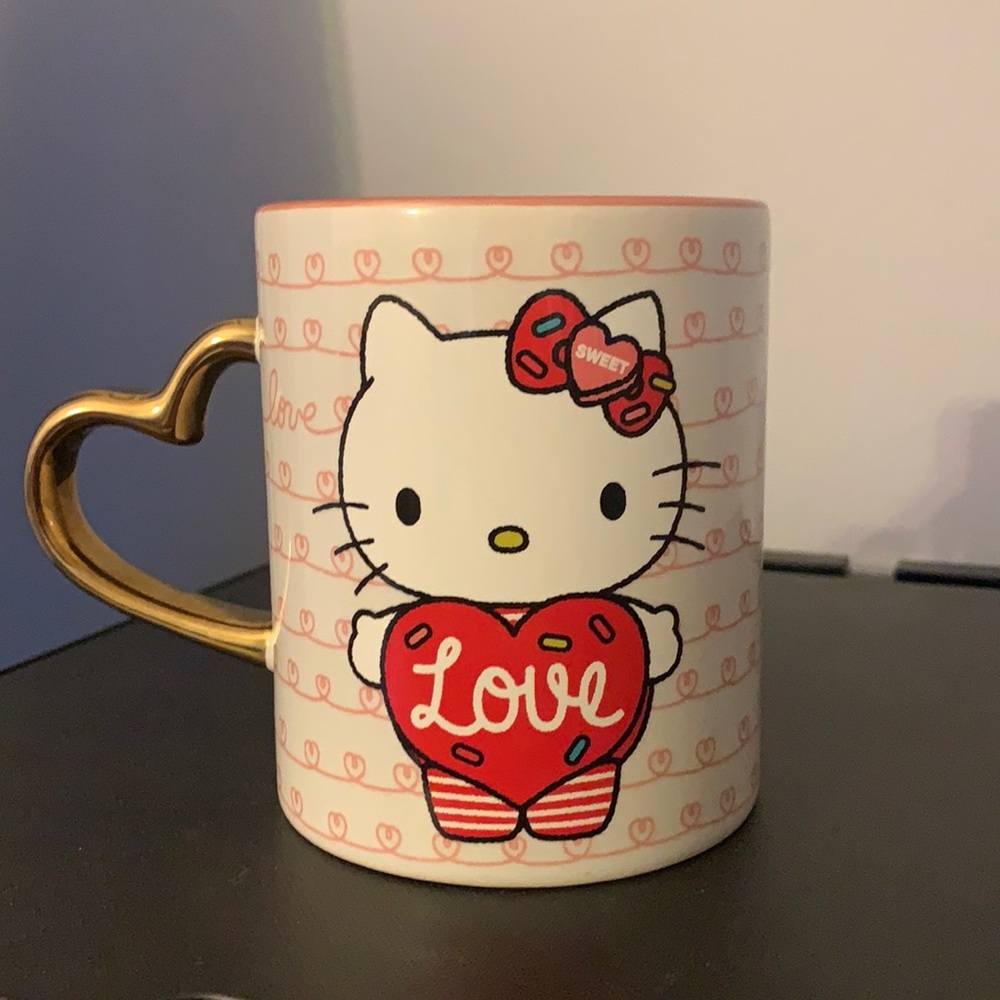 Hello Kitty Valentine’s Mug